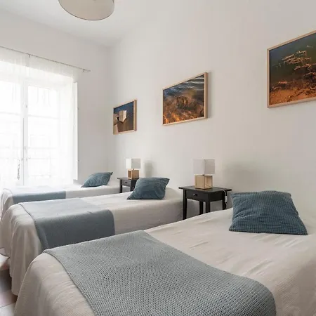 Burgos Guest House-2